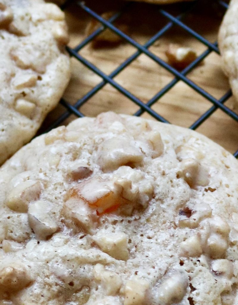 apricot walnut cookies