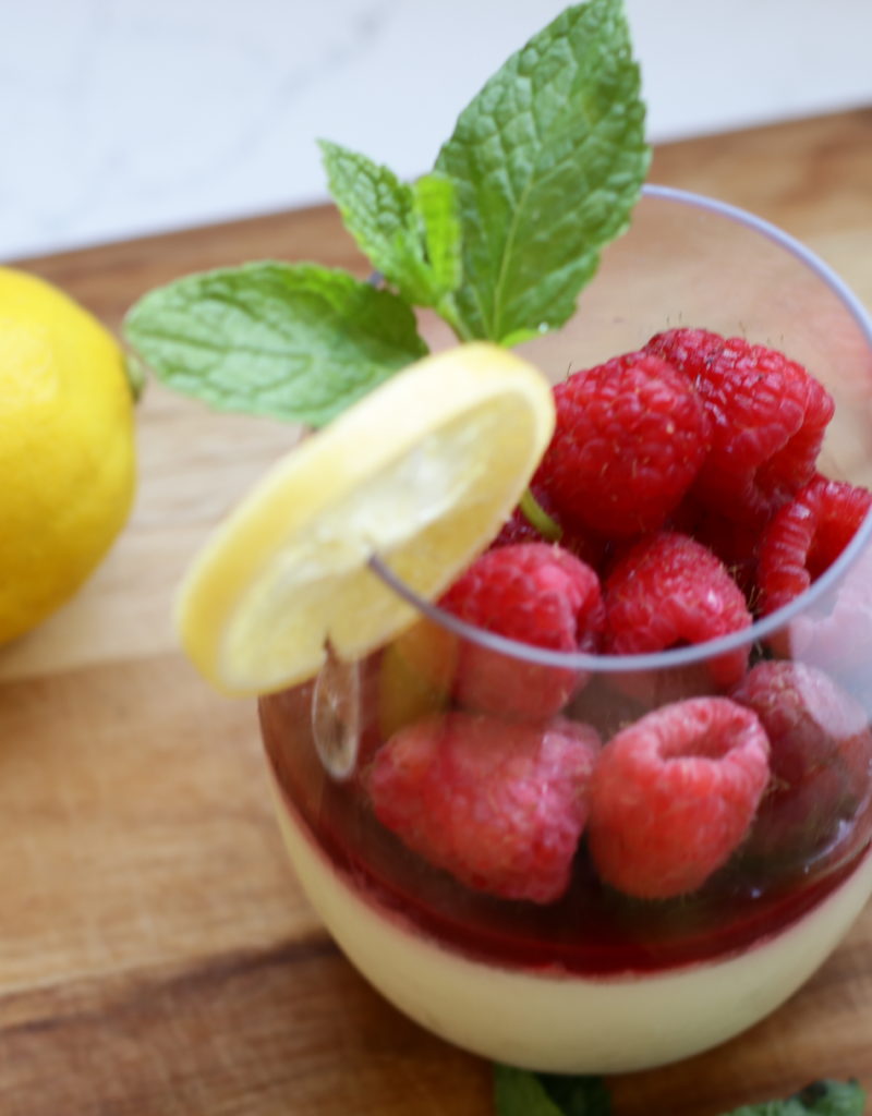 lemon panna cotta with raspberry sauce