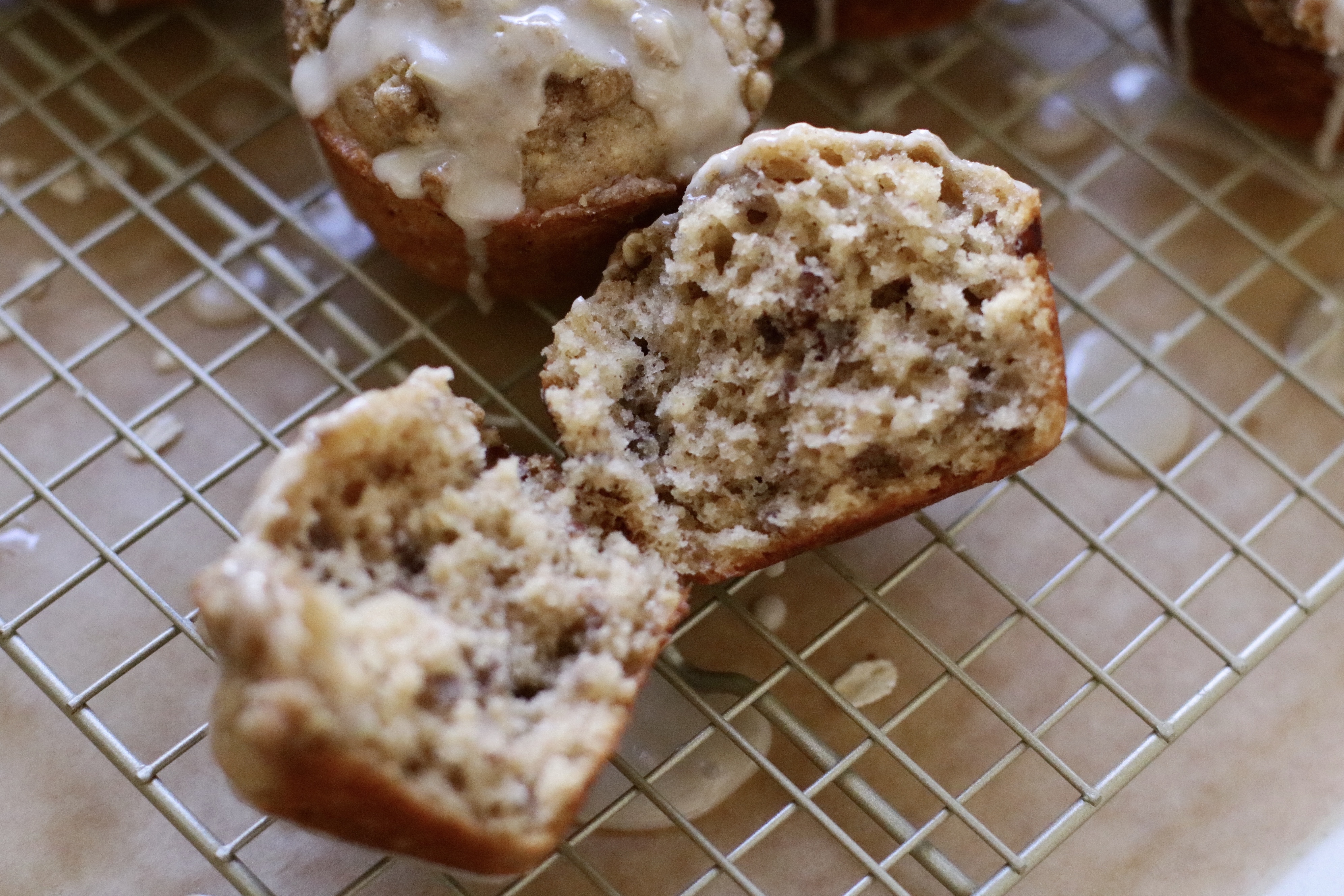 maple pecan oatmeal muffins