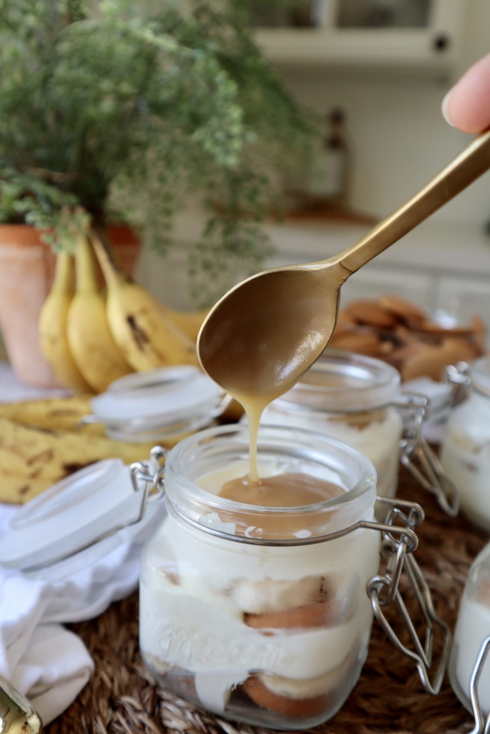 banana pudding with salted caramel sauce