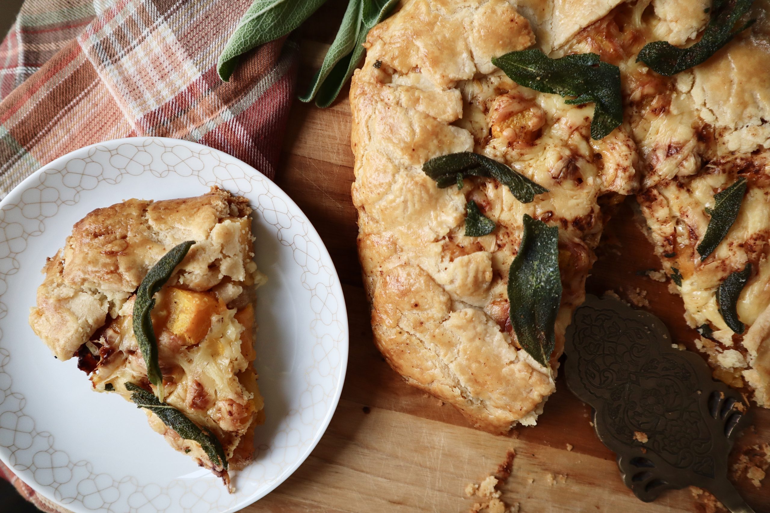 butternut squash galette w/caramelized onions and crispy sage