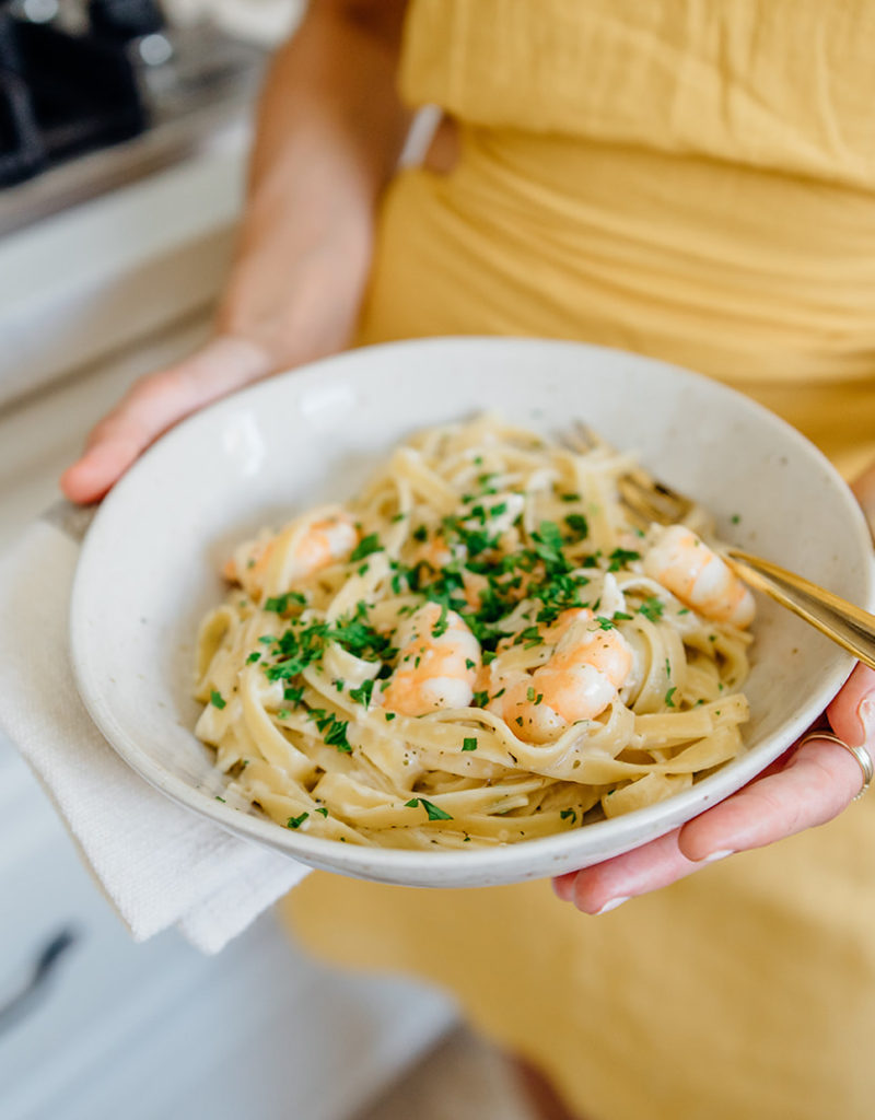 Creamy Garlic Shrimp Pasta Recipe