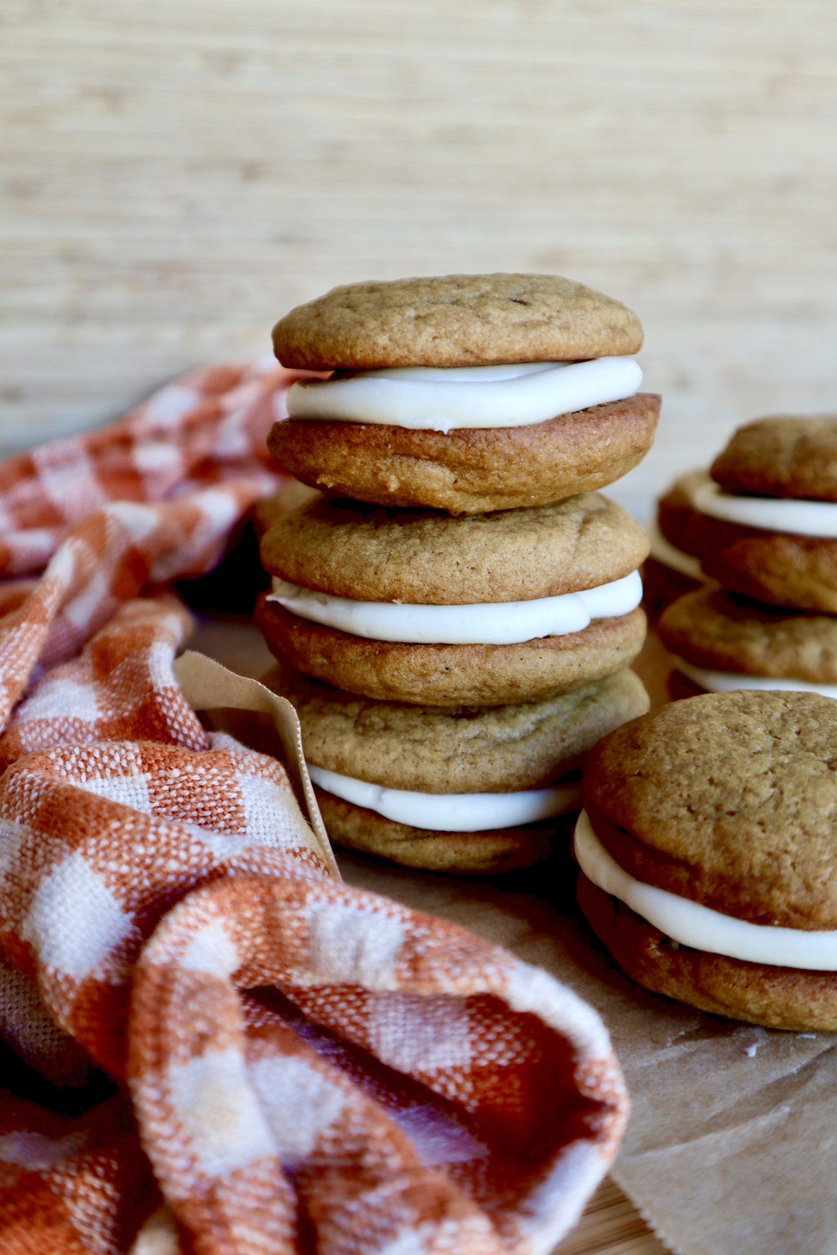 pumpkin spice whoopie pies