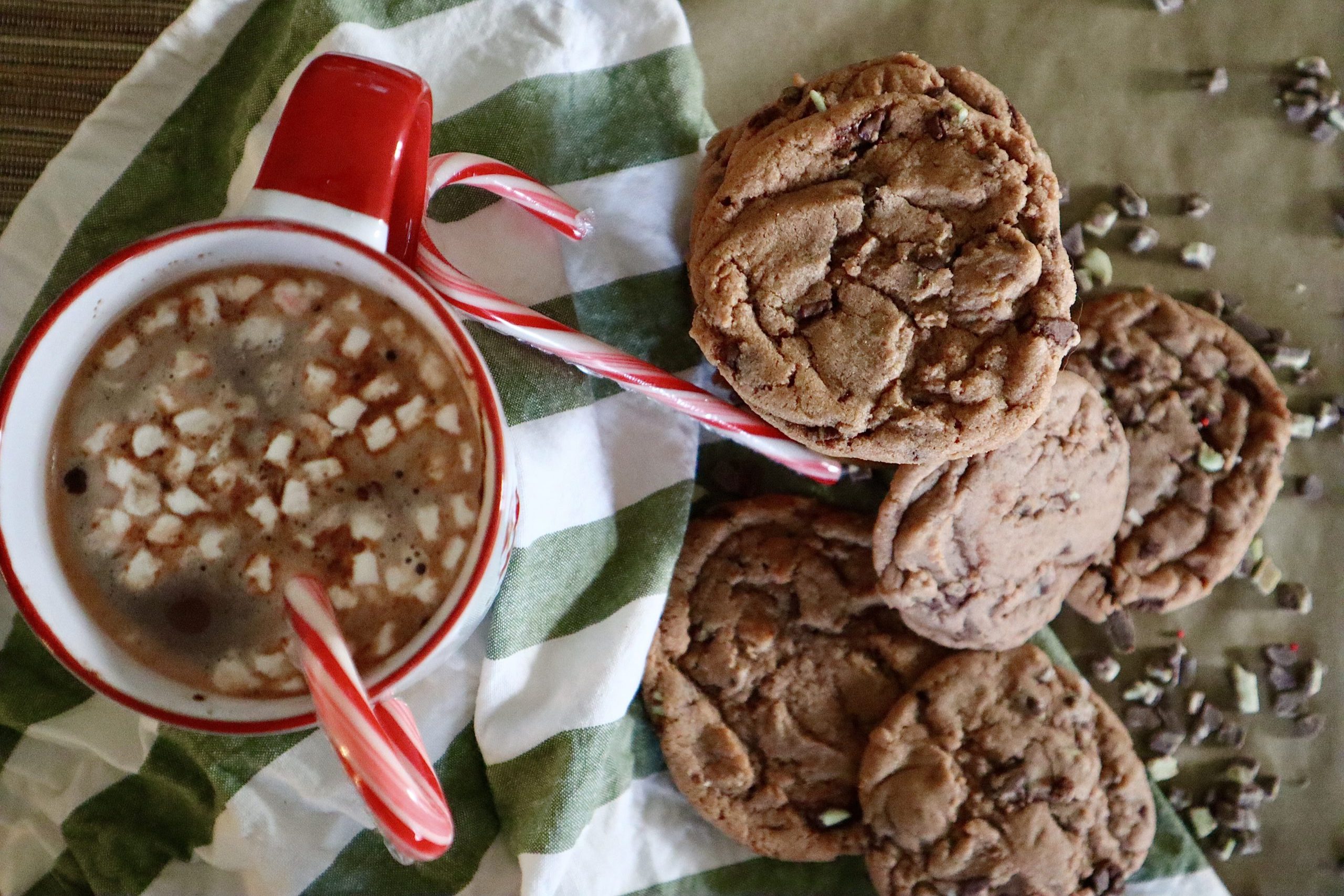 hot chocolate mint cookies