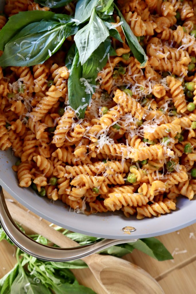Fusilli Pasta with Vodka Sauce and Peas - Honest Darling