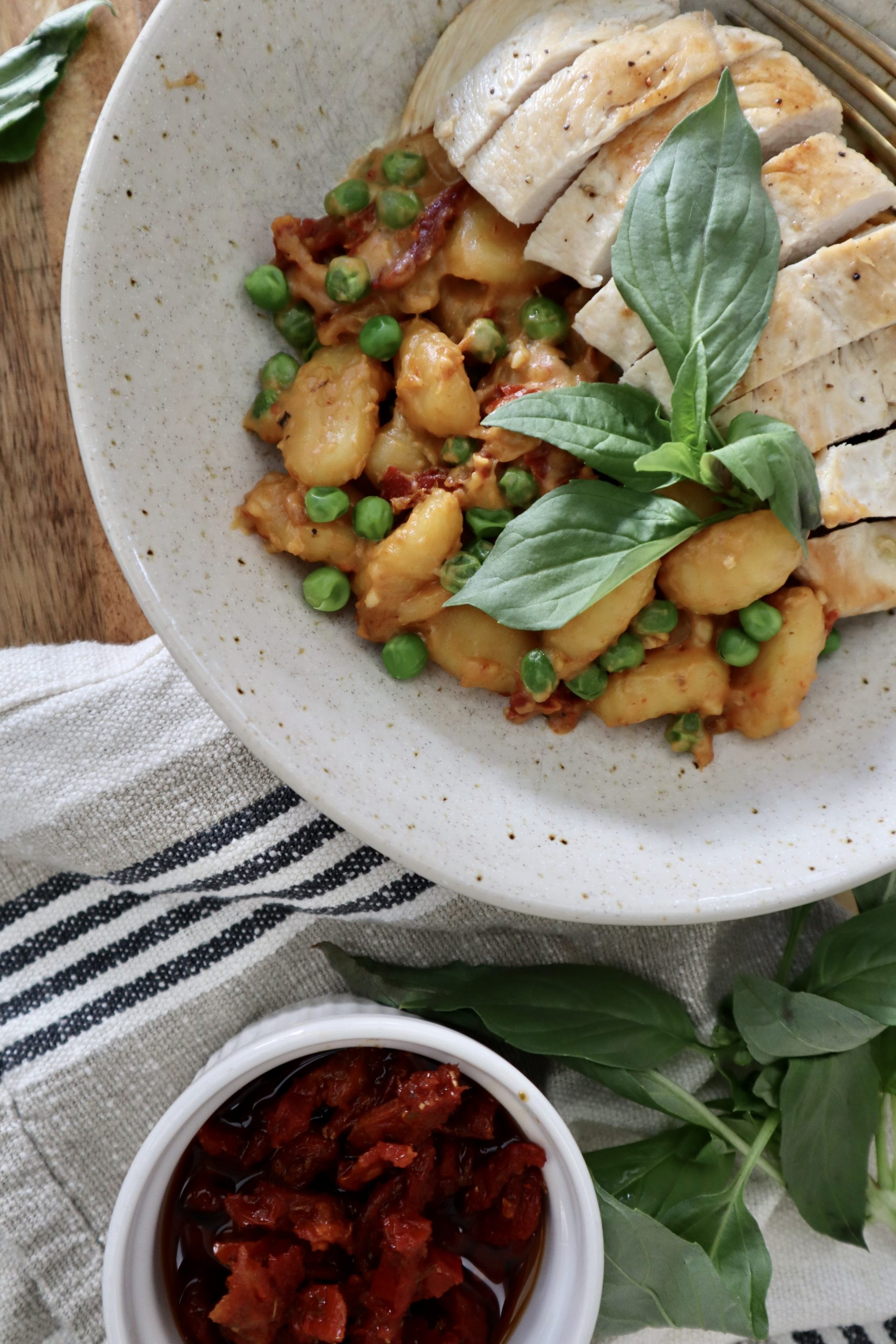 one skillet chicken and sun dried tomato gnocchi