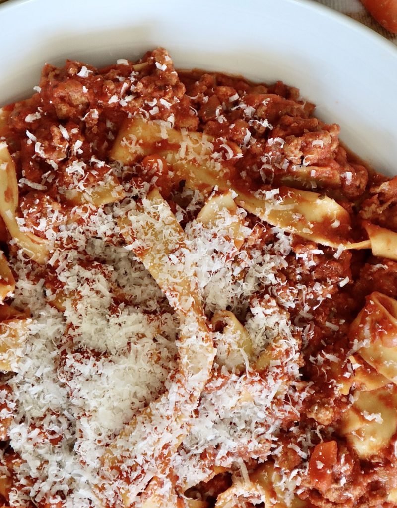 easy pasta bolognese sauce