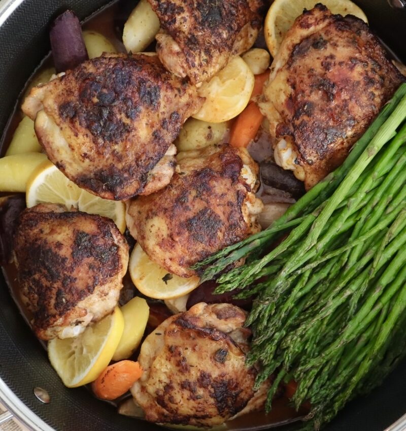 oven baked chicken thighs and vegetables